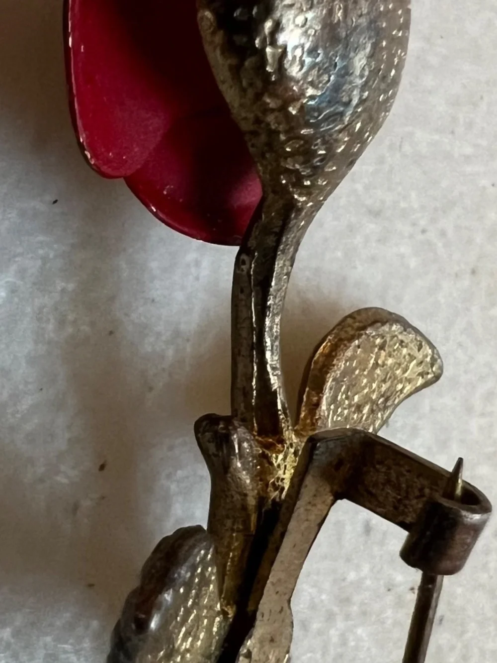 Vintage Retro Mid Century Matte Red Enamel Metal Rose Petal Brooch Lapel Pin